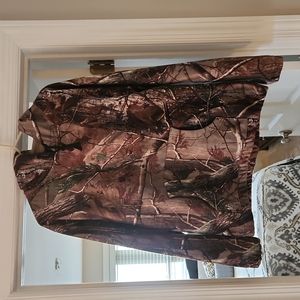 Fleece camouflage hoodie by RedHead, size Medium.
